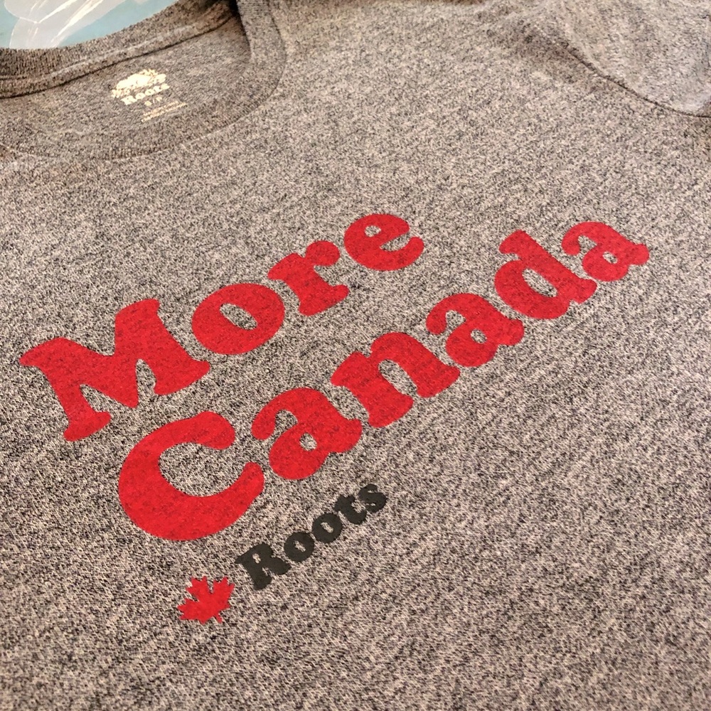 3 Mens Roots Canada T-shirts (Small) EUC